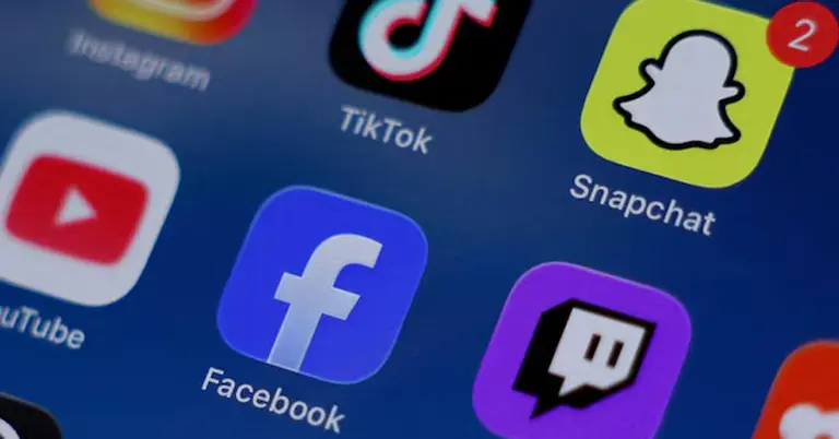 Instagram TikTok Snapchat YouTube Facebook Twitch and Reddit applications-768x402